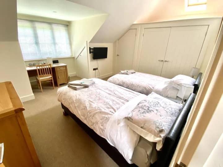 Roselands B&B Henley On Thames Duffield 외부 사진